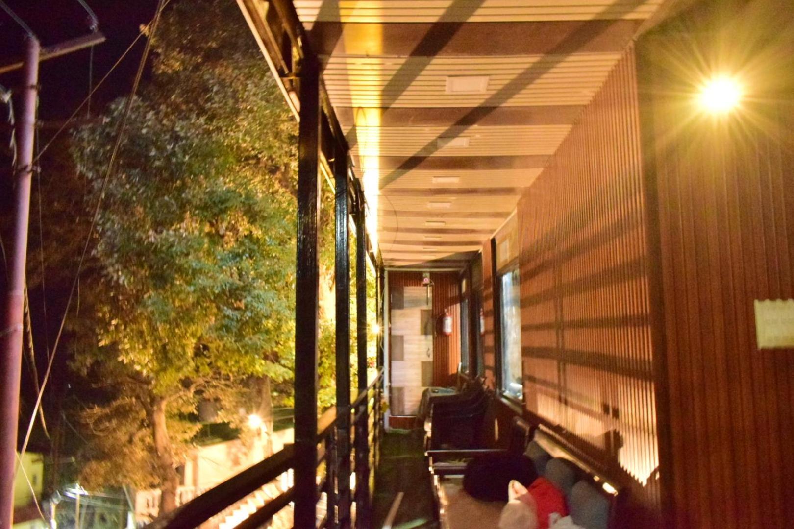 Rudhraksh Villa 4Br- Perfect Vacay Villa Mussoorie Eksteriør billede